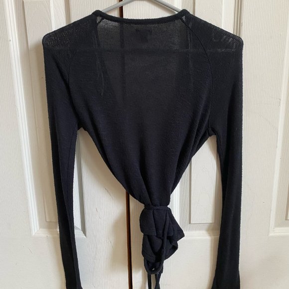 Knit Black Wrap Shirt XS - aerie - Picture 5 of 8